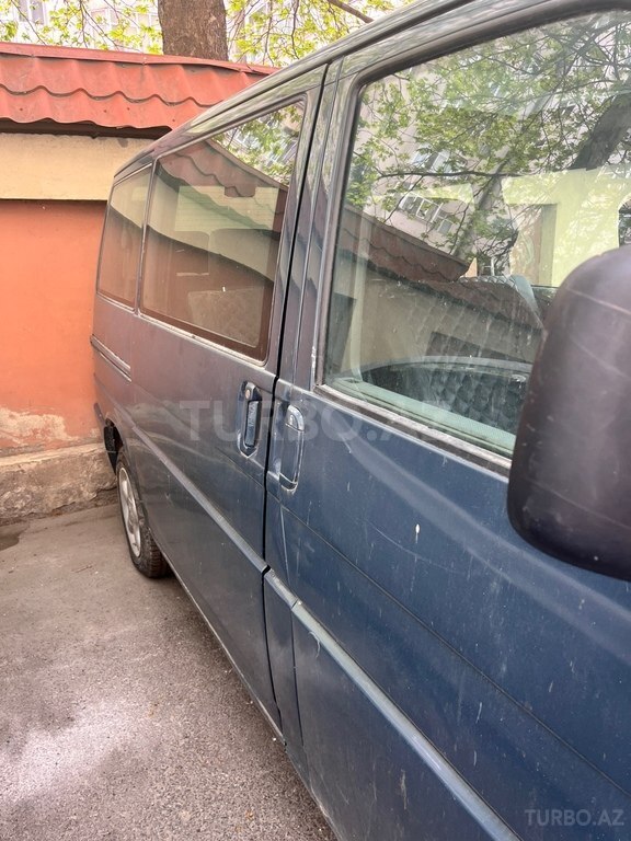 Volkswagen Caravelle