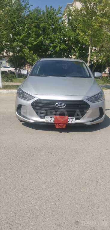 Hyundai Elantra