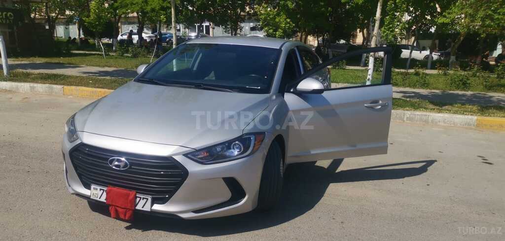 Hyundai Elantra
