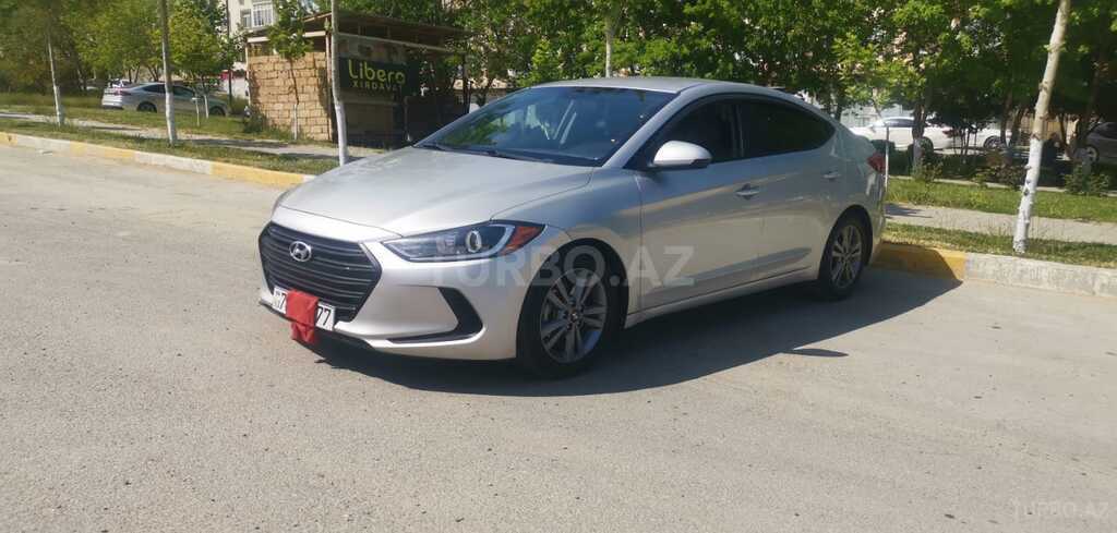 Hyundai Elantra