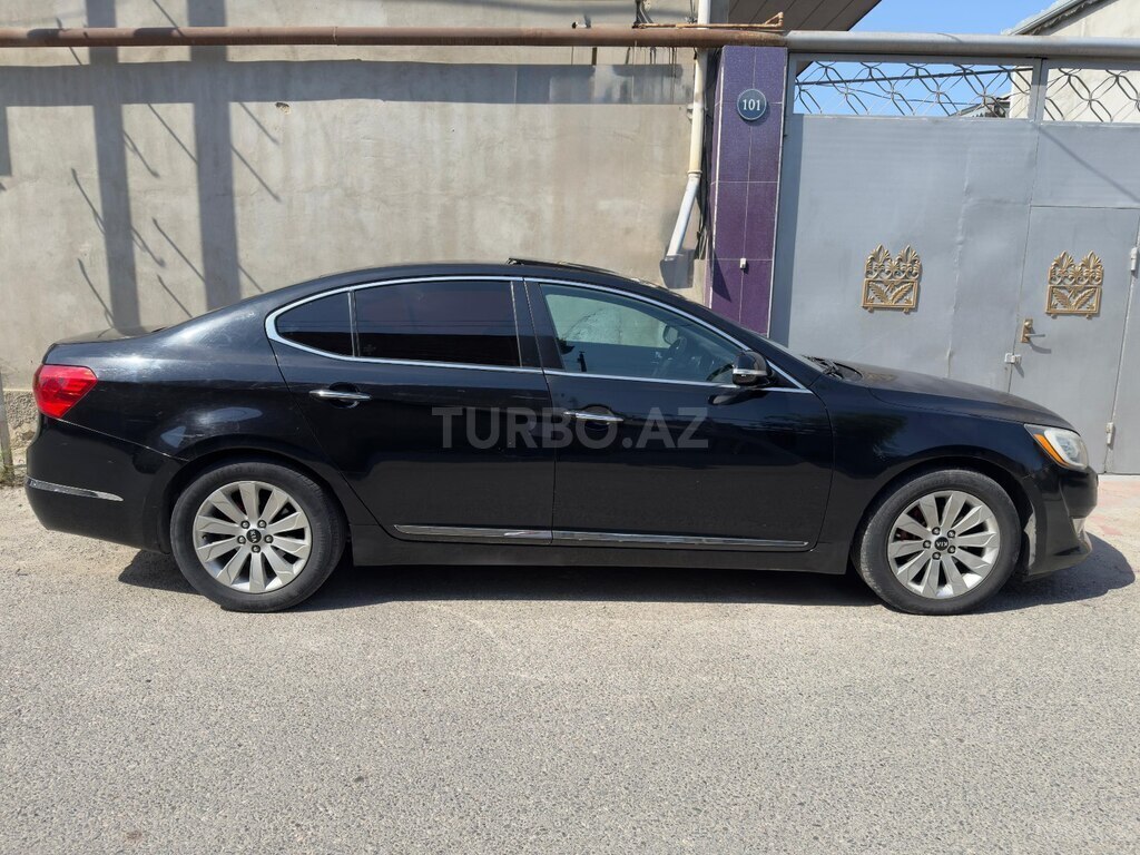 Kia Cadenza