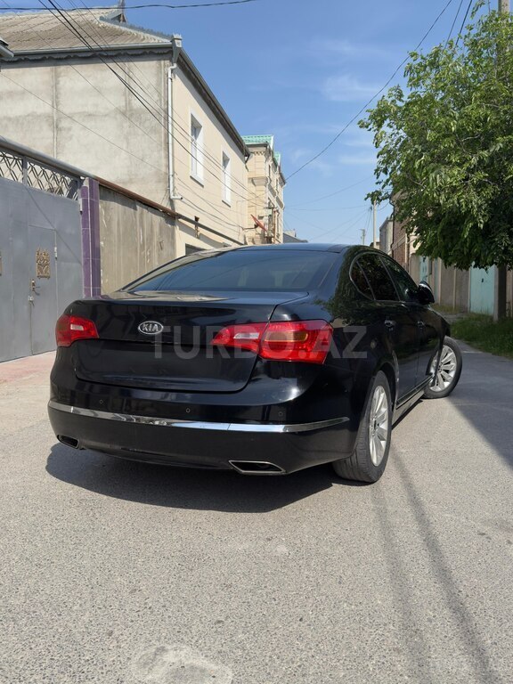 Kia Cadenza