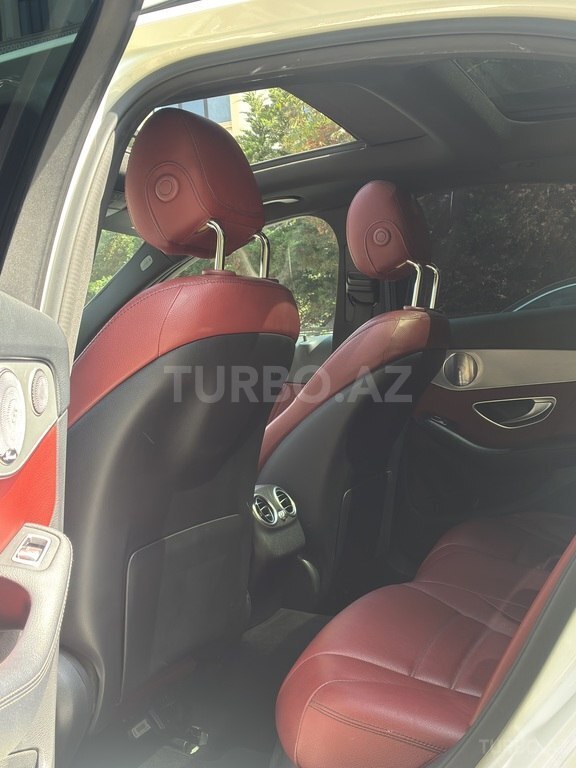 Mercedes C 300