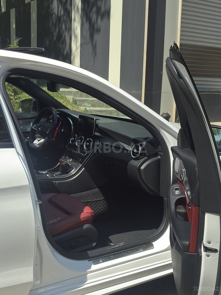 Mercedes C 300