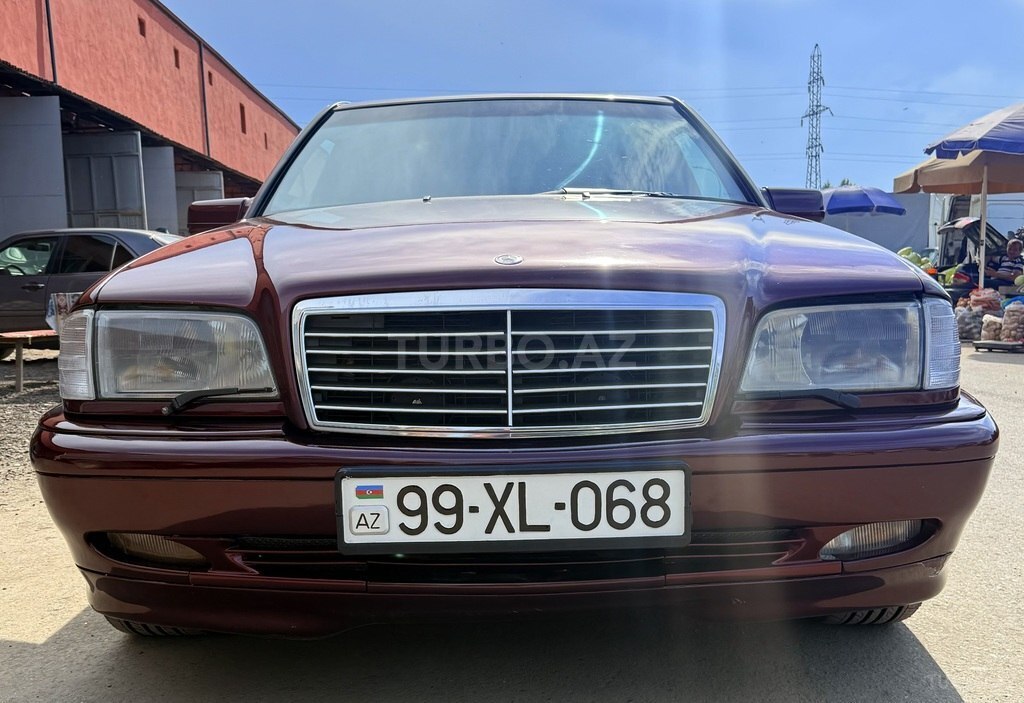 Mercedes C 240