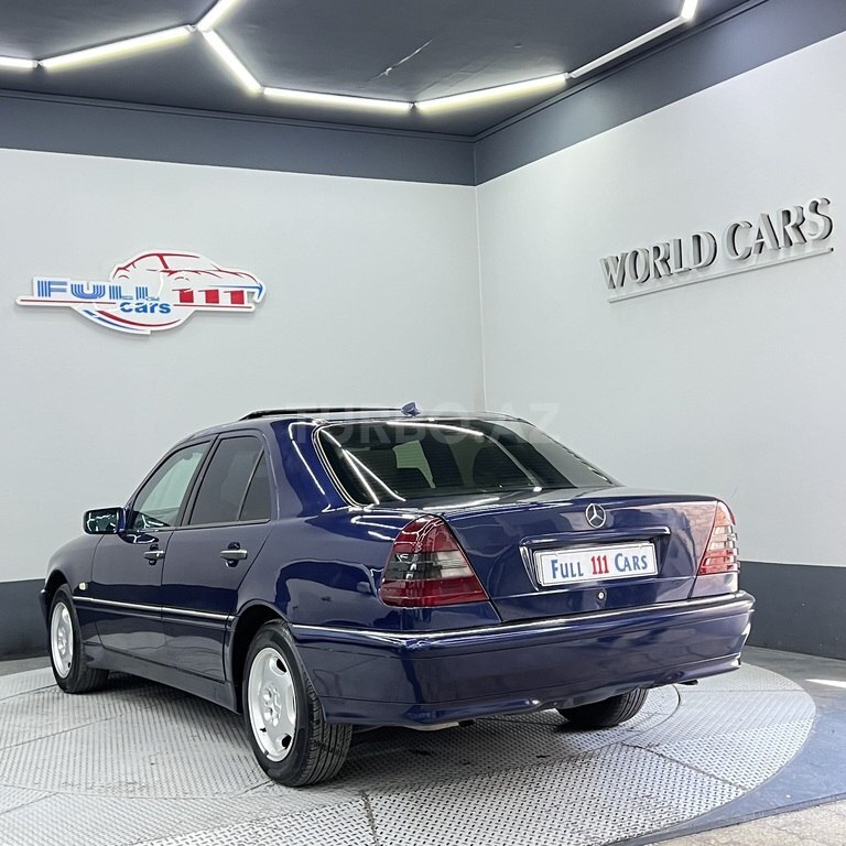 Mercedes C 180