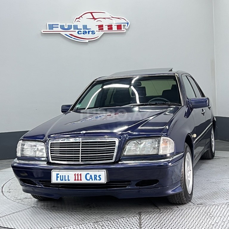 Mercedes C 180