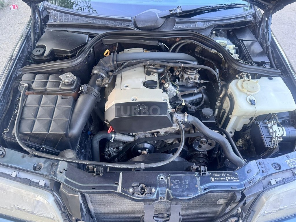 Mercedes C 200