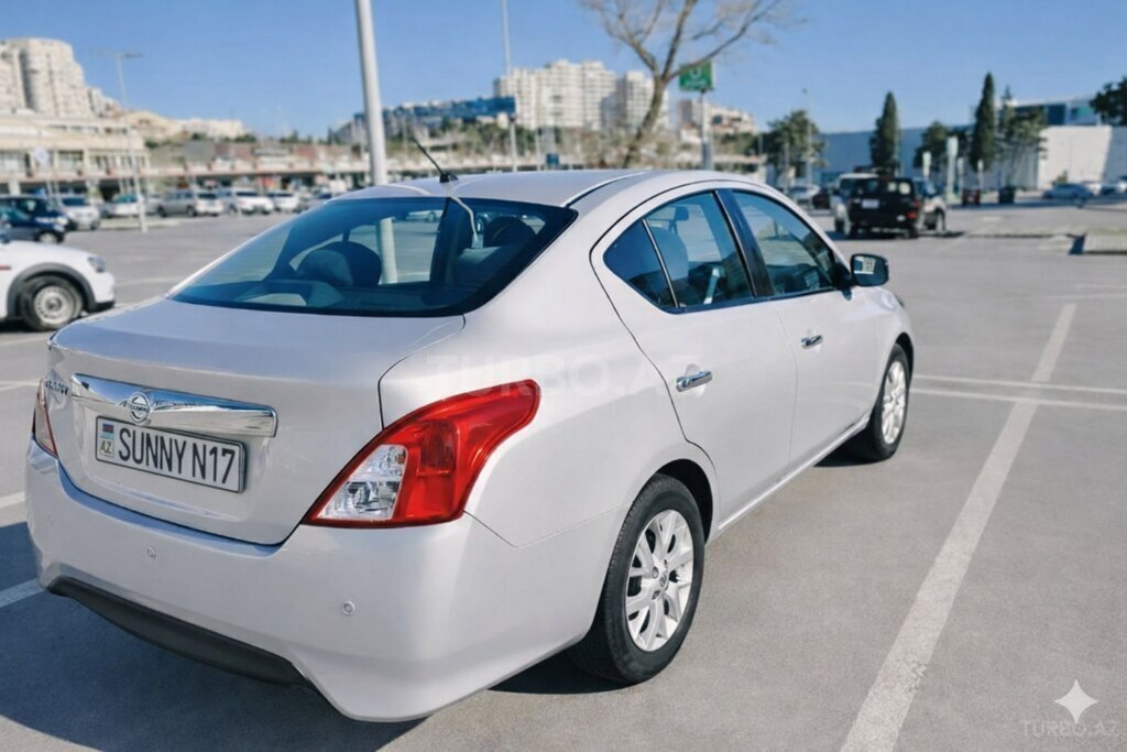 Nissan Sunny