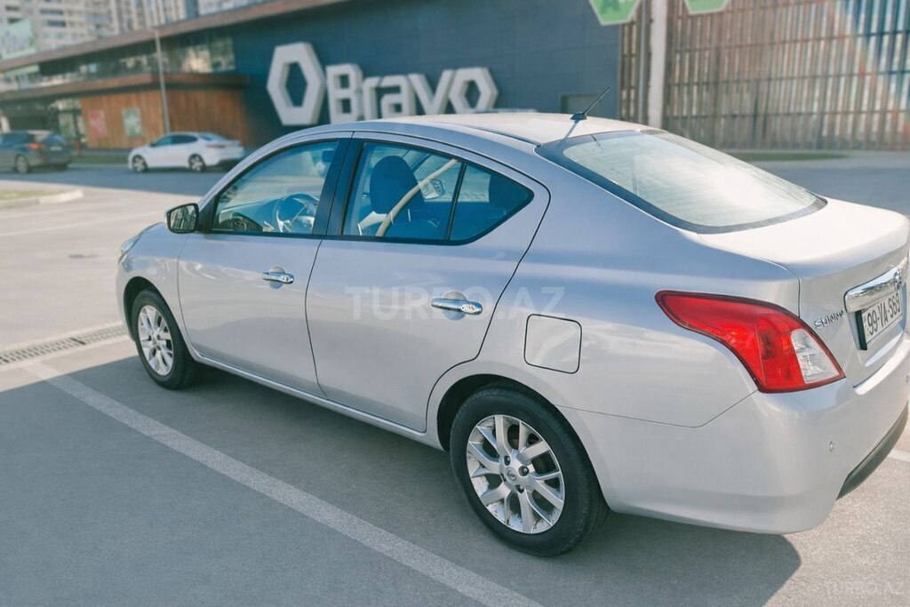 Nissan Sunny