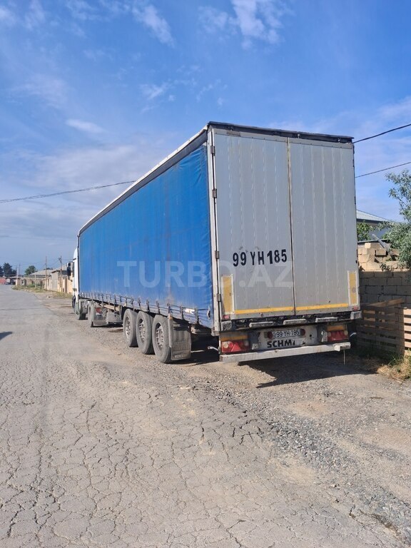 Mercedes Actros 1844
