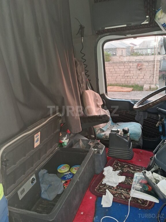Mercedes Actros 1844