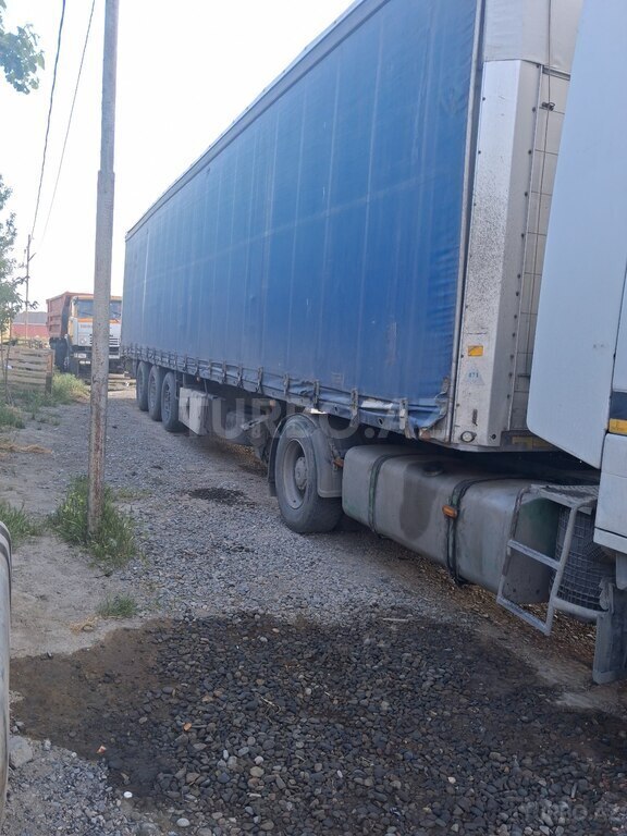 Mercedes Actros 1844