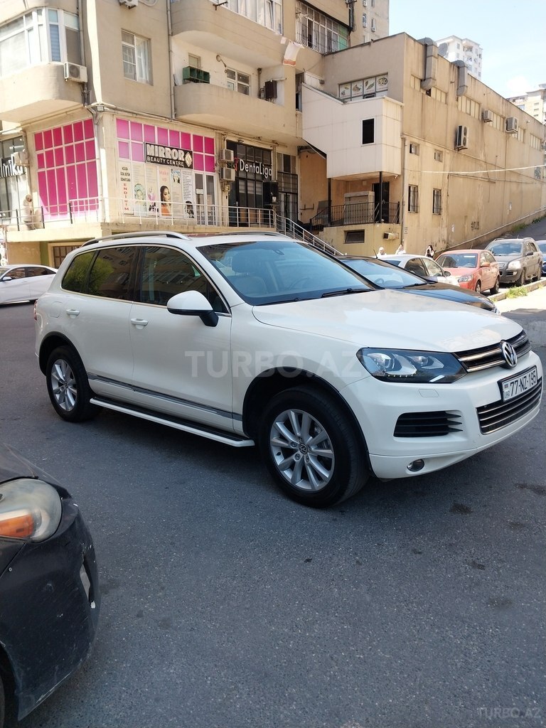 Volkswagen Touareg
