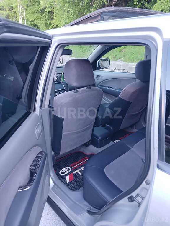 Mitsubishi Airtrek