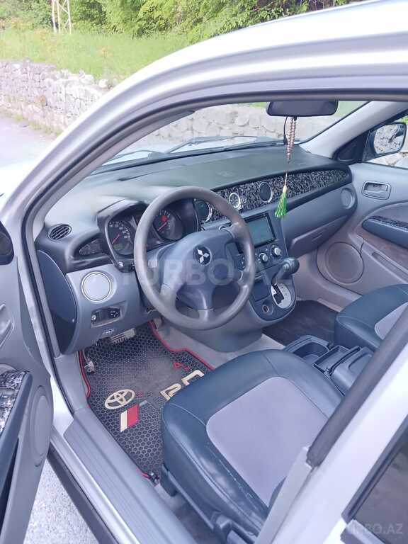 Mitsubishi Airtrek