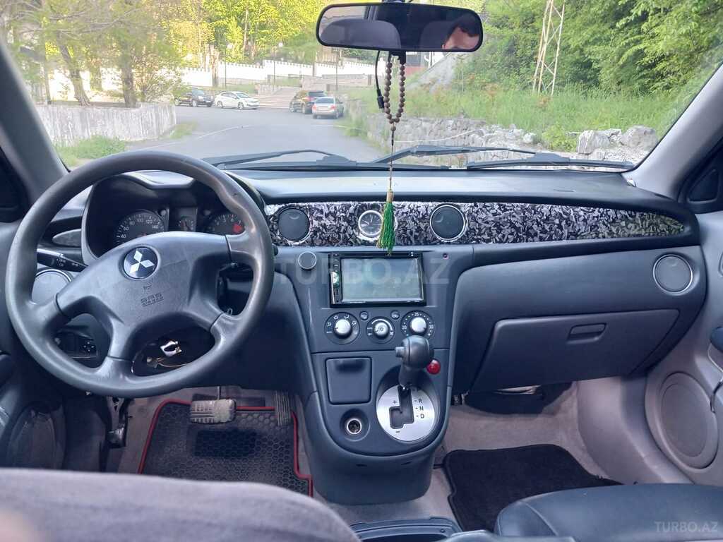 Mitsubishi Airtrek