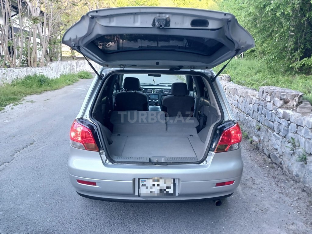 Mitsubishi Airtrek