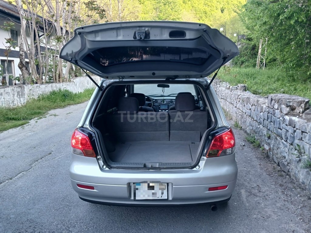 Mitsubishi Airtrek