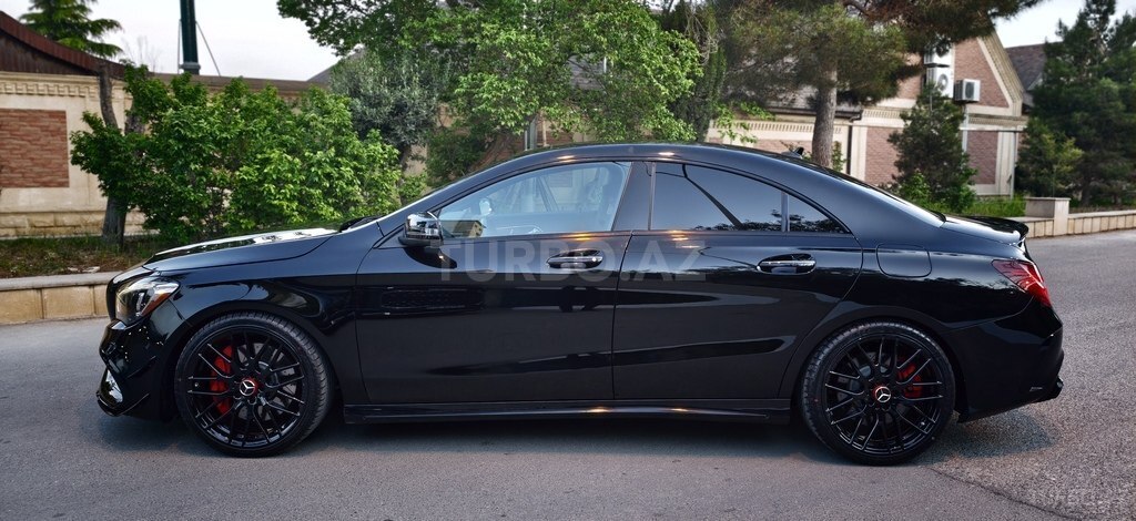 Mercedes CLA 45 AMG 4MATIC
