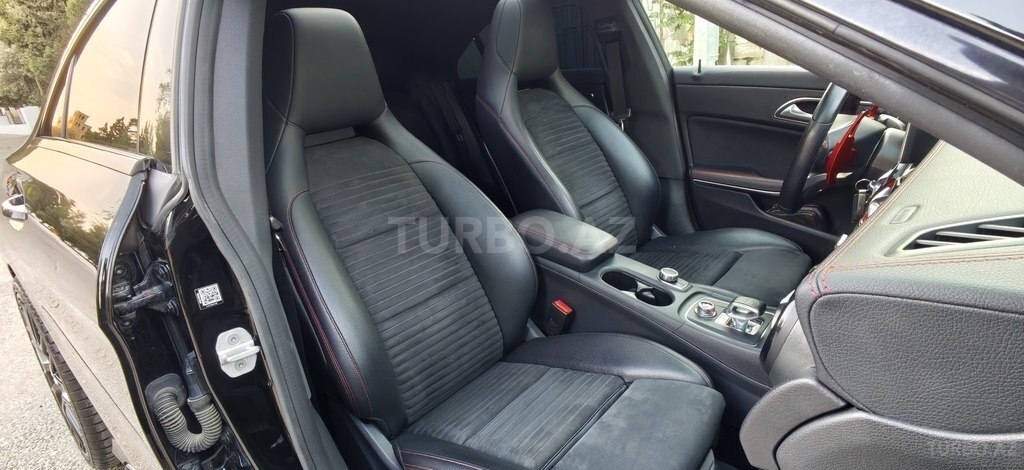 Mercedes CLA 45 AMG 4MATIC
