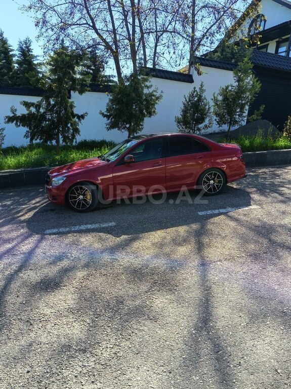 Mercedes C 200