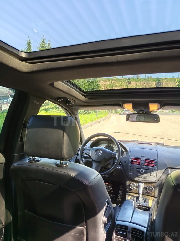Mercedes C 200