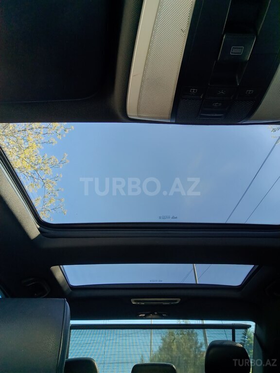 Mercedes C 200