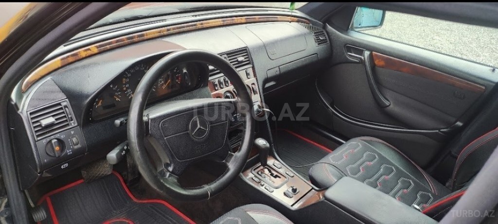 Mercedes C 180