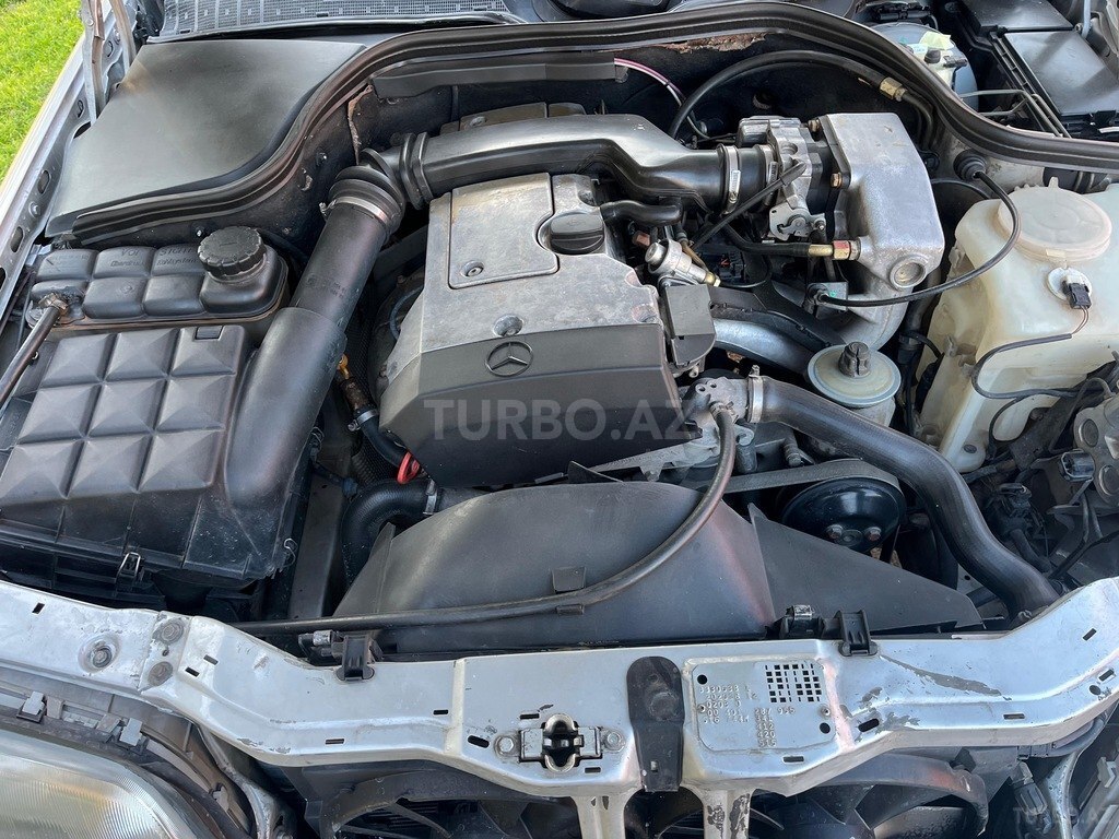 Mercedes C 180