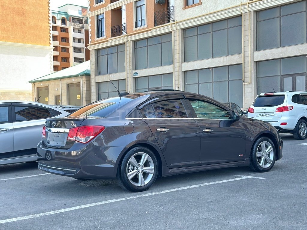 Chevrolet Cruze