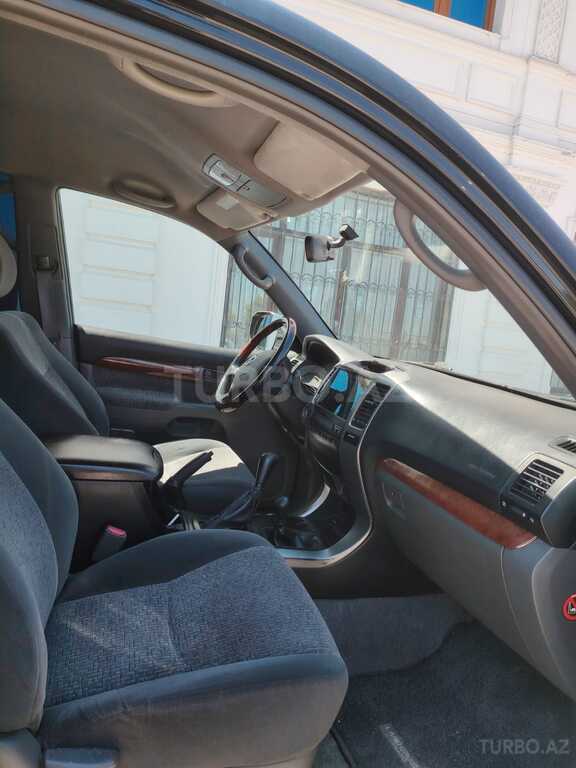 Toyota Land Cruiser Prado