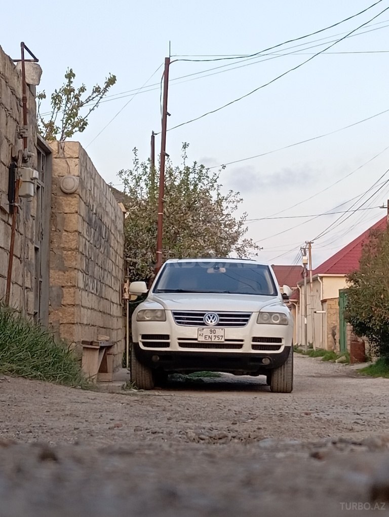 Volkswagen Touareg