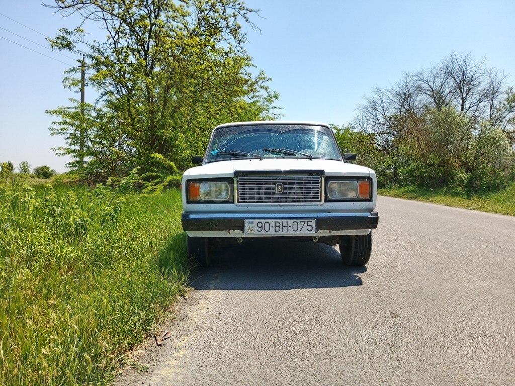 LADA (VAZ) 2107