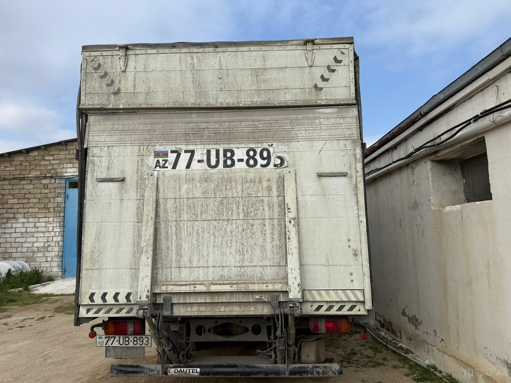 Mercedes Atego 818