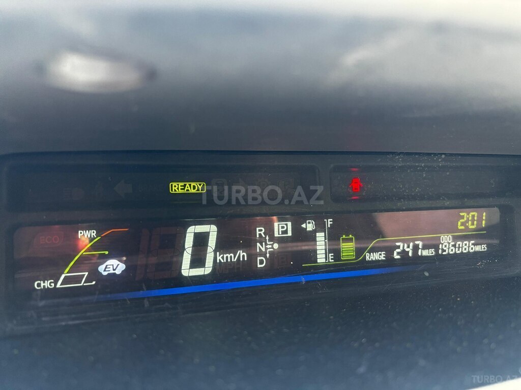 Toyota Prius V