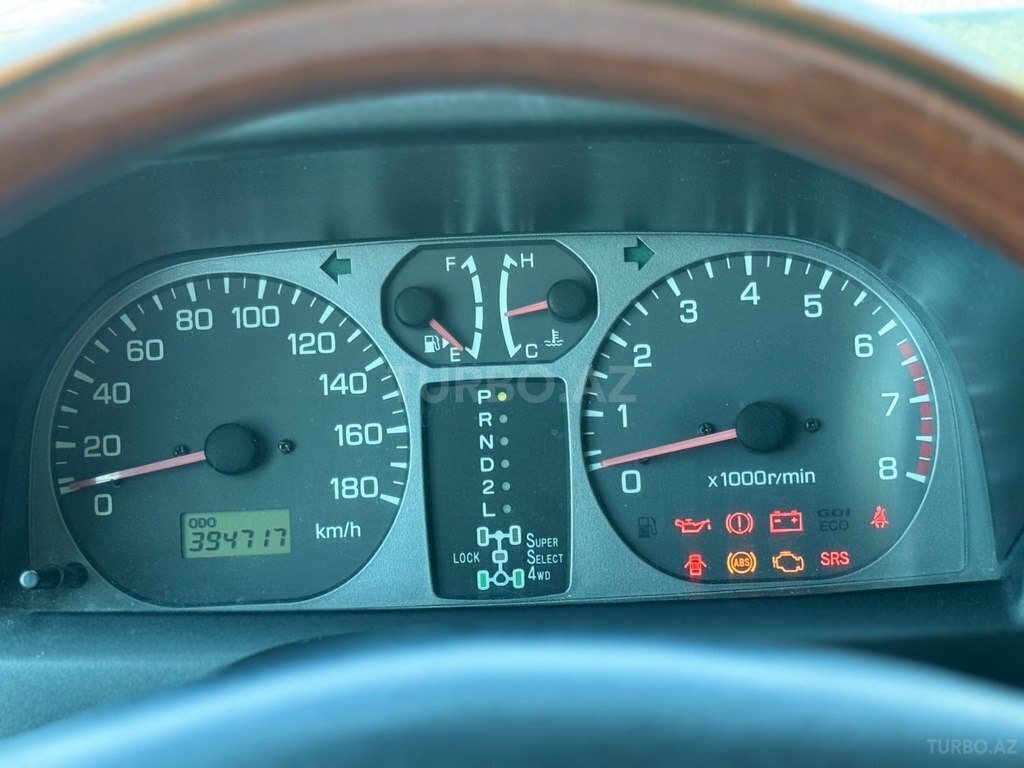 Mitsubishi Pajero io