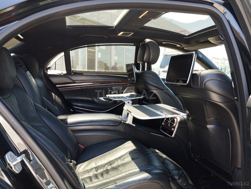 Mercedes S 500