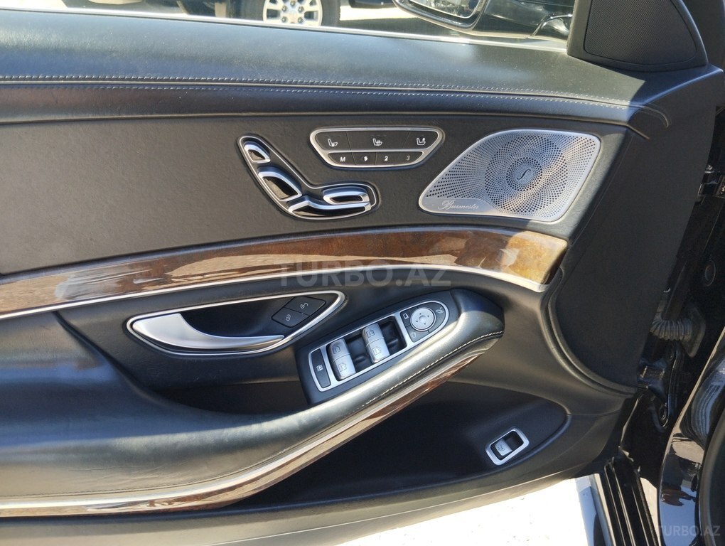 Mercedes S 500