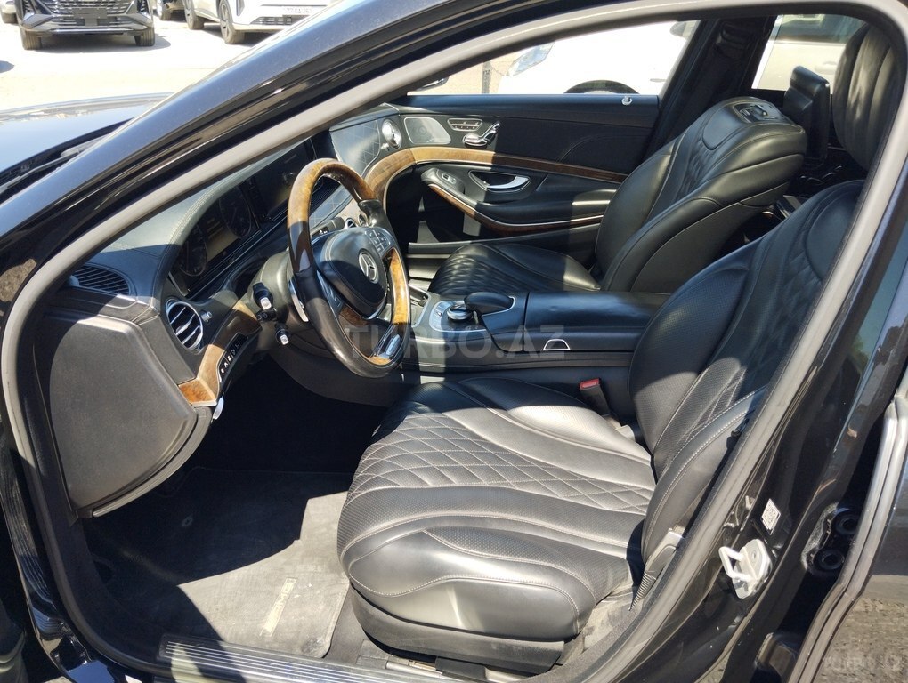 Mercedes S 500