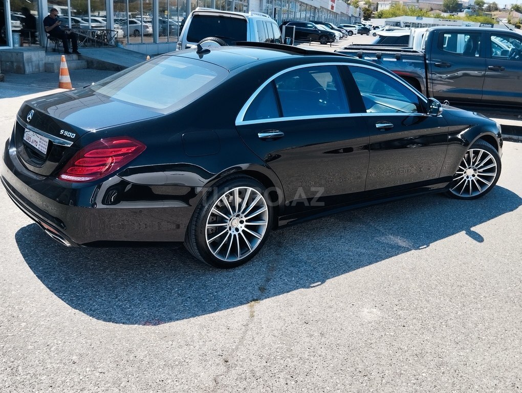 Mercedes S 500