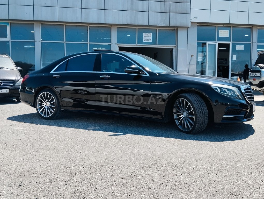Mercedes S 500