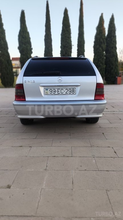 Mercedes C 180
