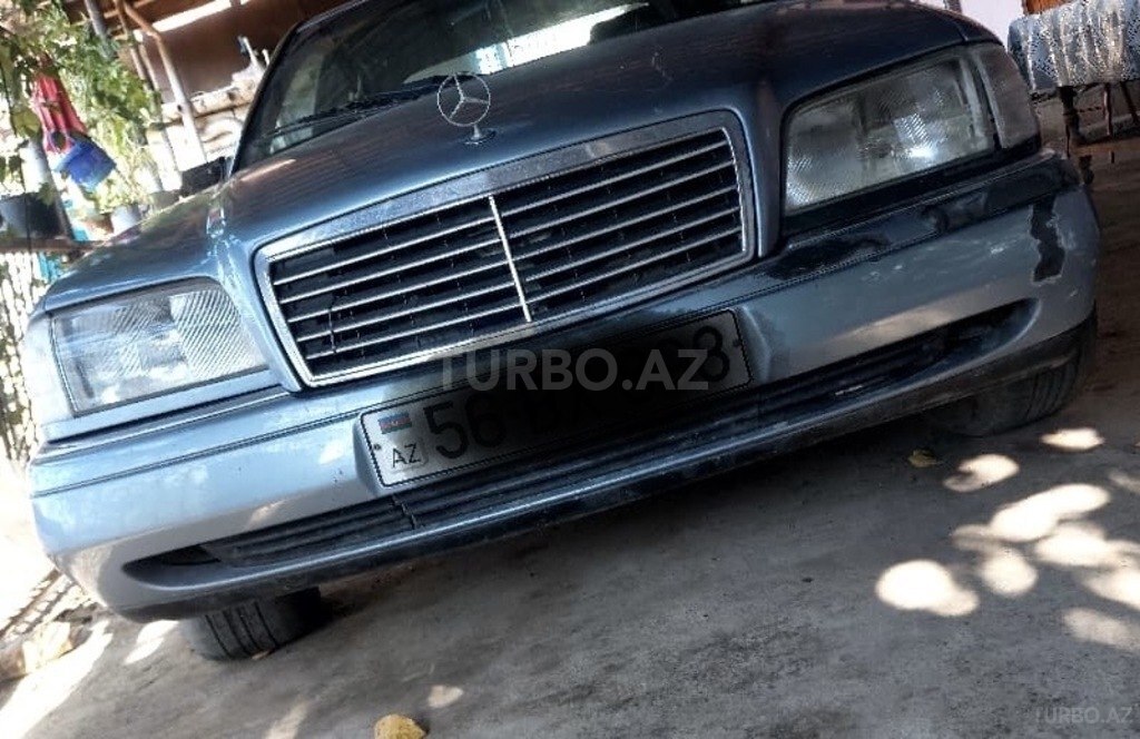Mercedes C 180