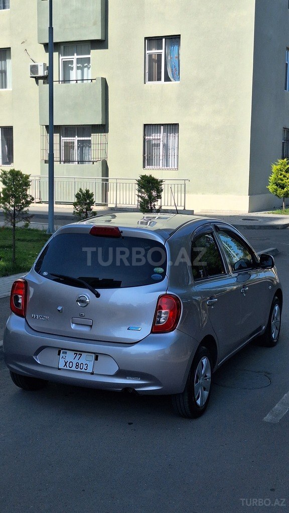 Nissan March