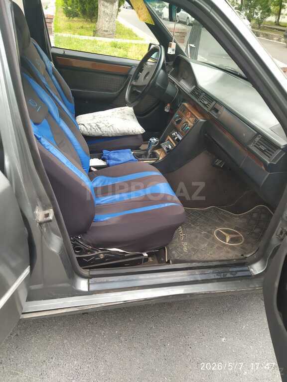 Mercedes 250 D