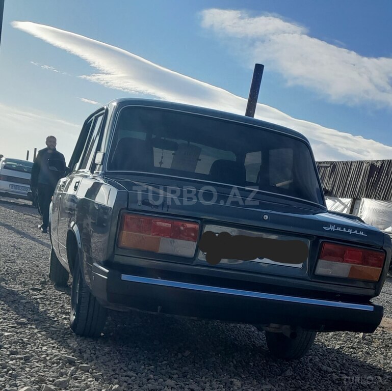 LADA (VAZ) 2107