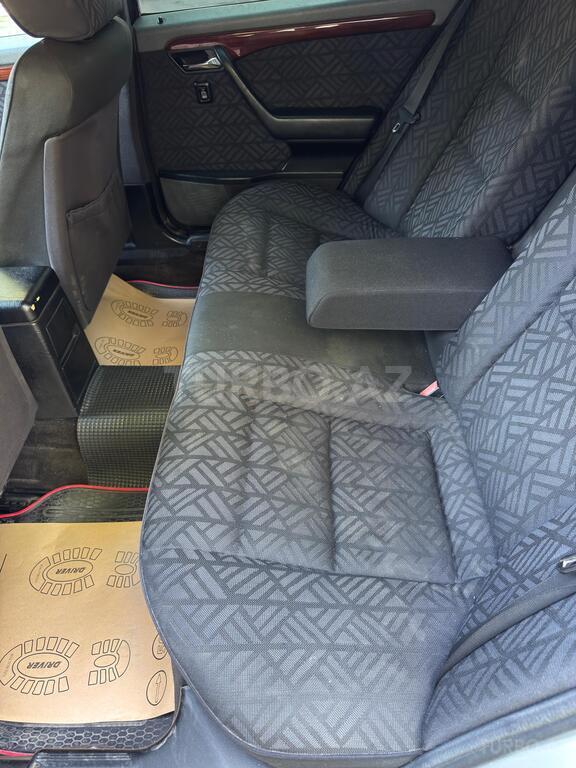 Mercedes C 180