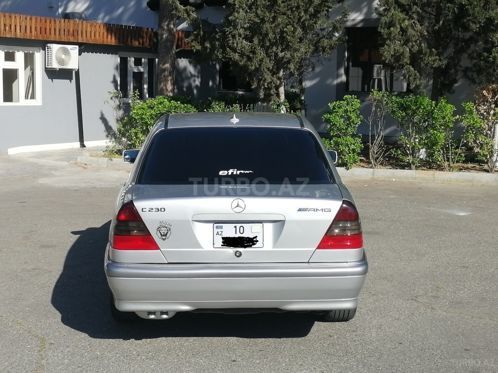Mercedes C 230