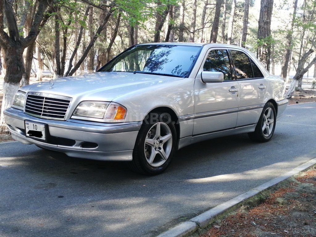 Mercedes C 230